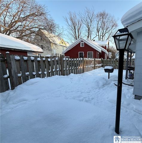 48 Pound Street, Lockport City, NY 14094