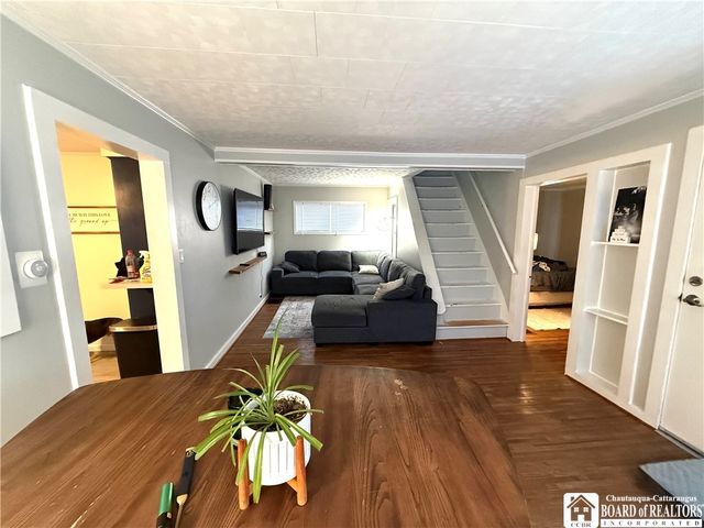 48 Pound Street, Lockport City, NY 14094