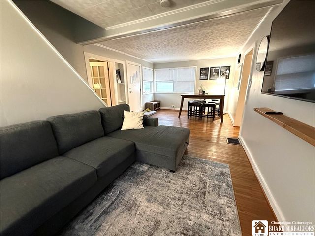 48 Pound Street, Lockport City, NY 14094