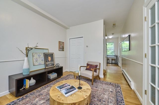 9 Mullins Ct. D, Cambridge, MA 02141