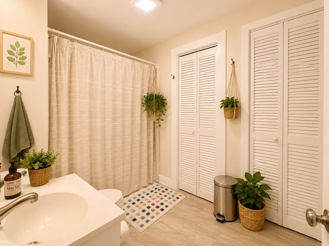 11 Forrester St 2, Salem, MA 01970