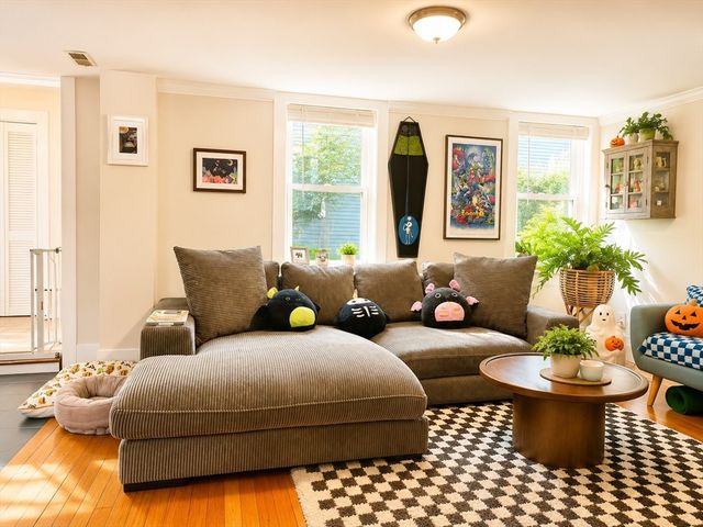 11 Forrester St 2, Salem, MA 01970