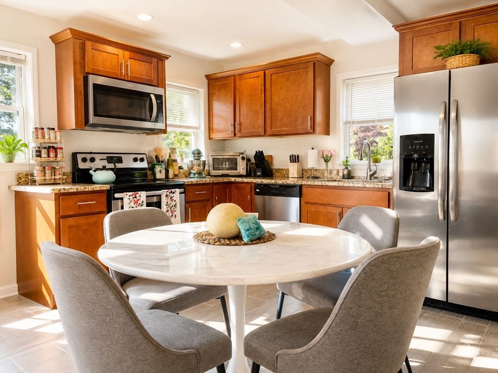 11 Forrester St 2, Salem, MA 01970