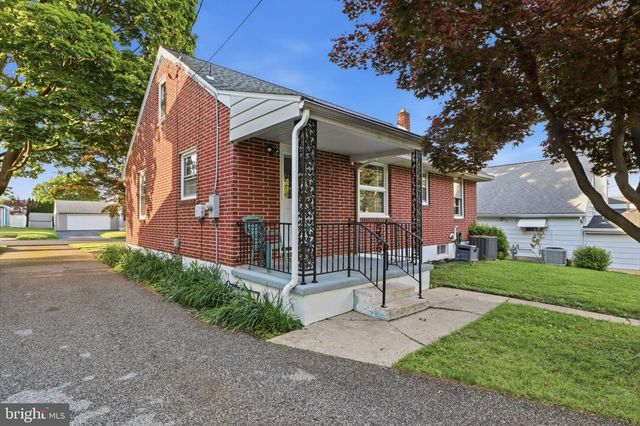 1920 ORANGE ST, York, PA 17404