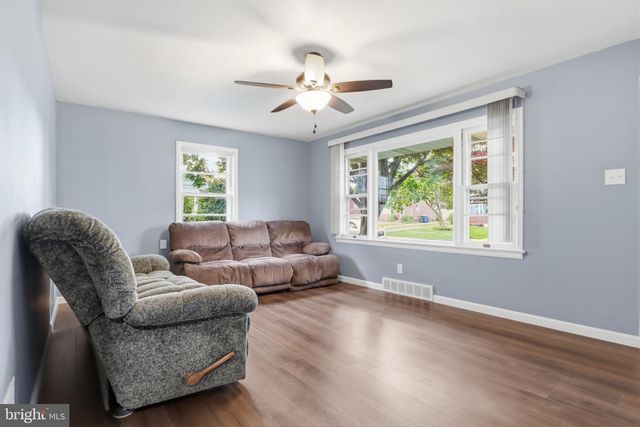 1920 ORANGE ST, York, PA 17404