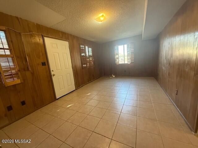 2823 N Eastgate Drive, Tucson, AZ 85712