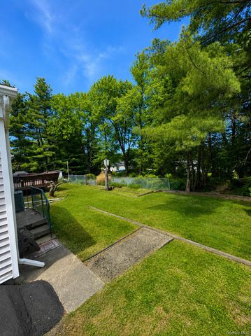 6 Kennedy Terrace, Middletown, NY 10940