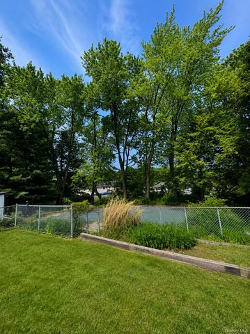 6 Kennedy Terrace, Middletown, NY 10940