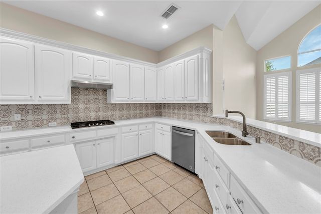 3920 Autumn Lane, Bedford, TX 76021