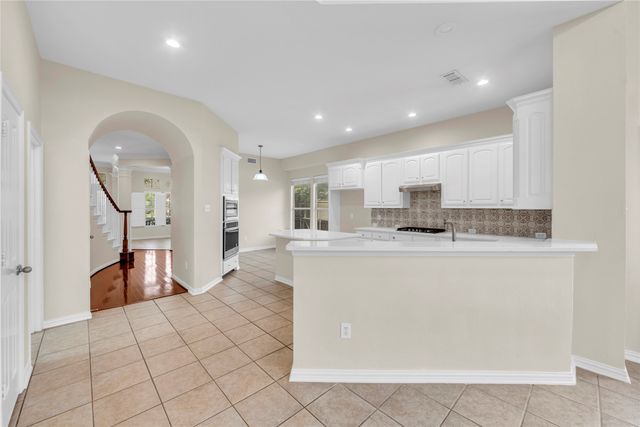 3920 Autumn Lane, Bedford, TX 76021