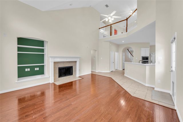 3920 Autumn Lane, Bedford, TX 76021
