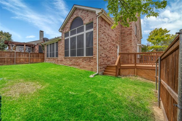 3920 Autumn Lane, Bedford, TX 76021