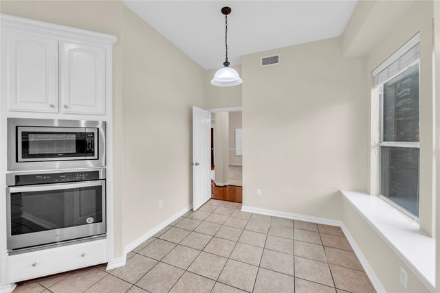 3920 Autumn Lane, Bedford, TX 76021