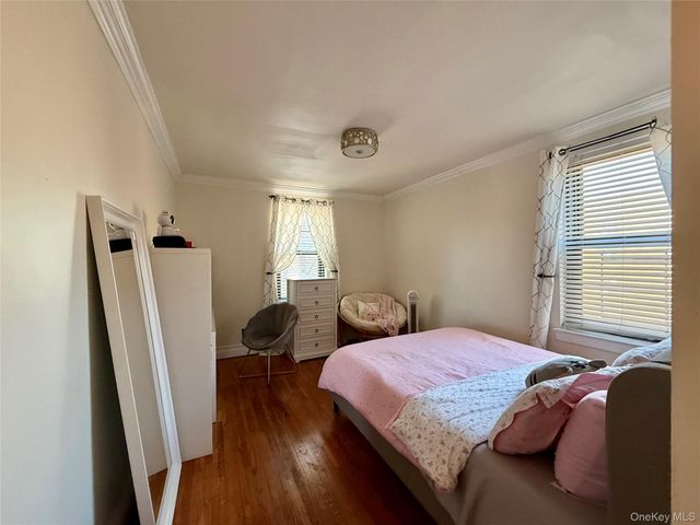 11225 34th Avenue 5B, Corona, NY 11368