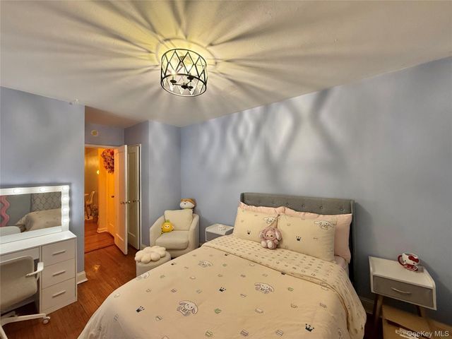 11225 34th Avenue 5B, Corona, NY 11368