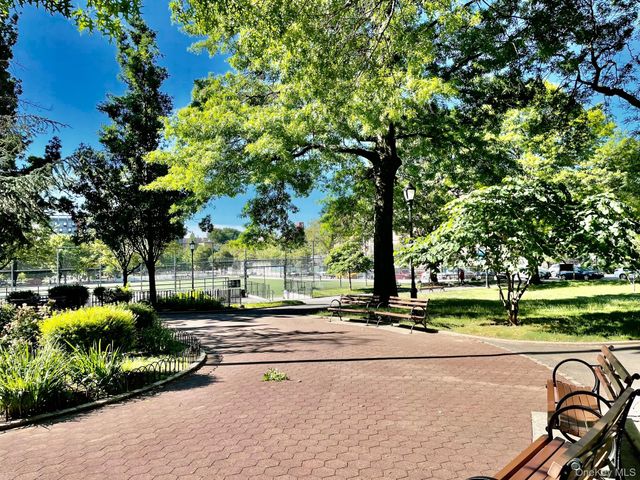 11225 34th Avenue 5B, Corona, NY 11368