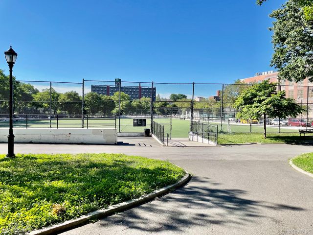 11225 34th Avenue 5B, Corona, NY 11368