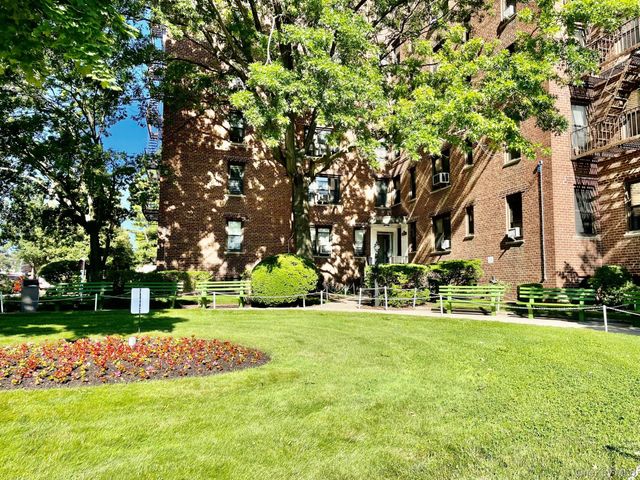 11225 34th Avenue 5B, Corona, NY 11368