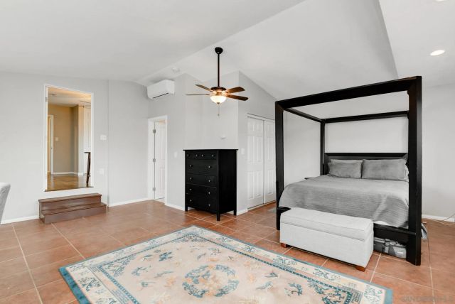 6741 Carthage St, San Diego, CA 92120