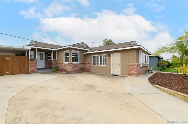 6741 Carthage St, San Diego, CA 92120