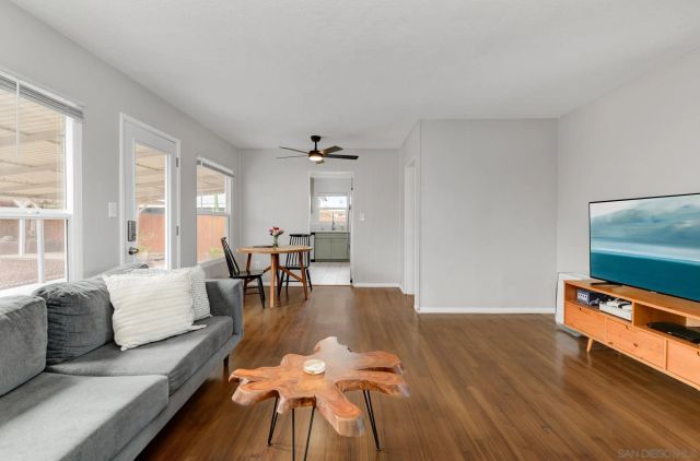 6741 Carthage St, San Diego, CA 92120