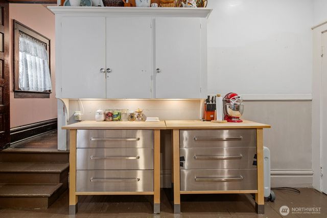 301 N H Street, Aberdeen, WA 98520