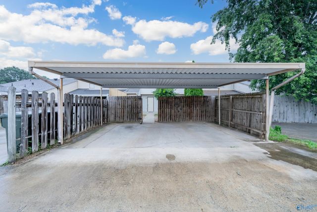 2179 Westbury Court Sw, Decatur, AL 35603