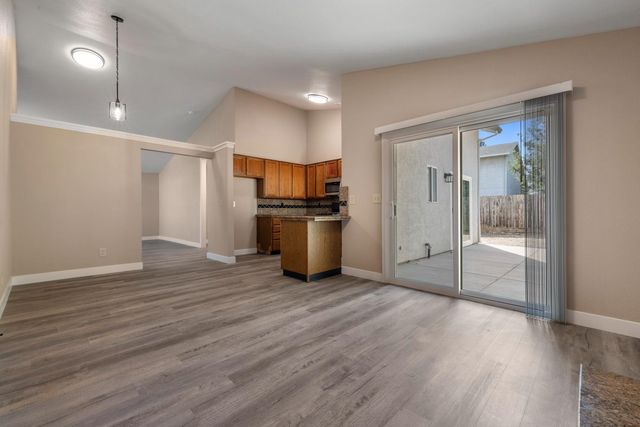 2728 maplewood St, Stockton, CA 95210