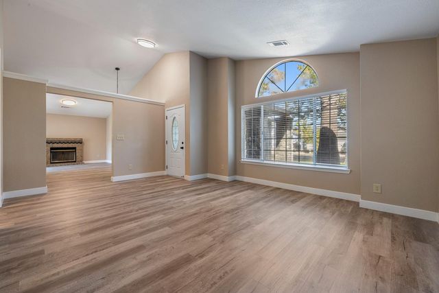 2728 maplewood St, Stockton, CA 95210