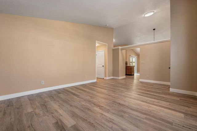 2728 maplewood St, Stockton, CA 95210