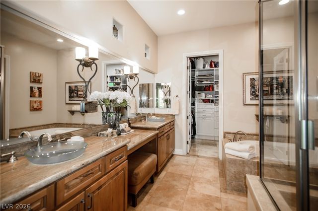 1123 Casa Palermo Circle, Henderson, NV 89011