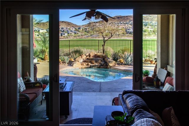 1123 Casa Palermo Circle, Henderson, NV 89011