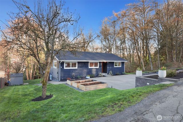 6346 26th Avenue SW, Seattle, WA 98106