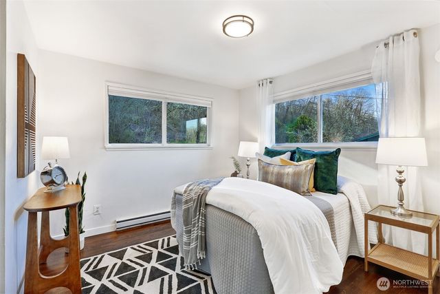 6346 26th Avenue SW, Seattle, WA 98106