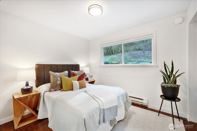 6346 26th Avenue SW, Seattle, WA 98106