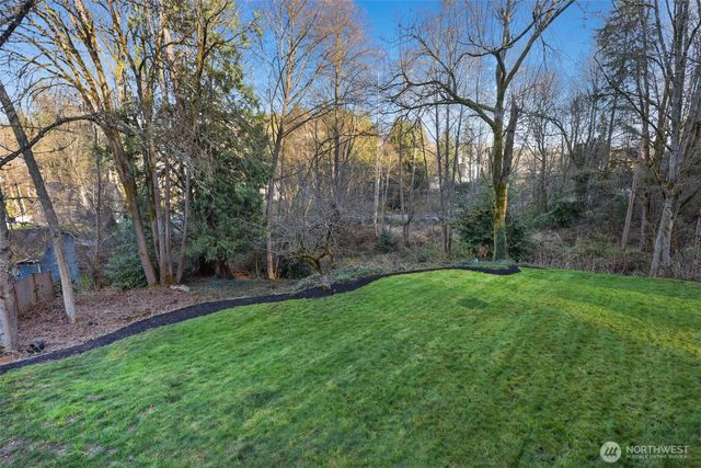 6346 26th Avenue SW, Seattle, WA 98106