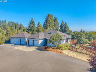 59720 OLIVER HEIGHTS Ln, St Helens, OR 97051