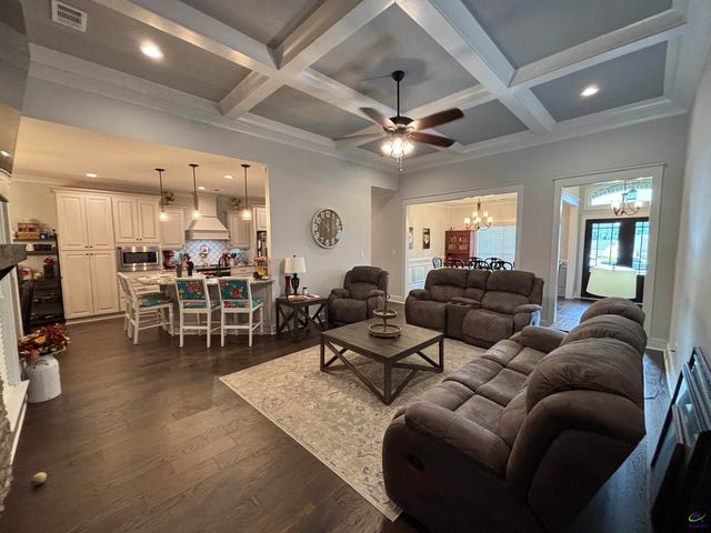 400 Rustic Live Oak Trail, Bonaire, GA 31005