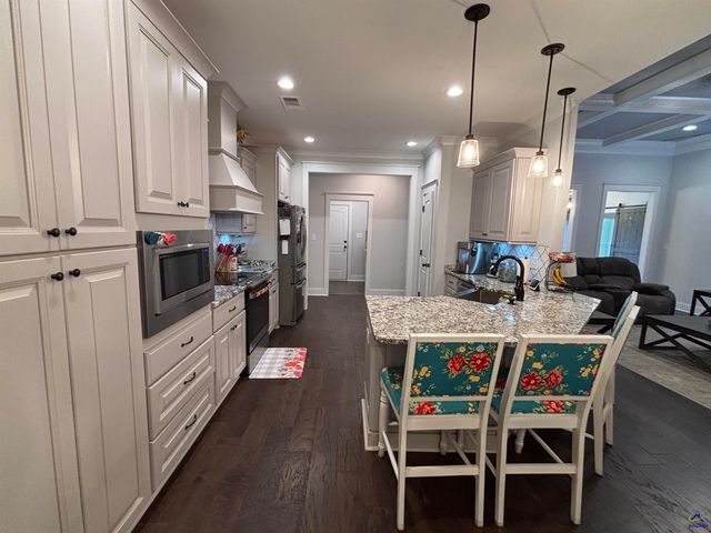 400 Rustic Live Oak Trail, Bonaire, GA 31005