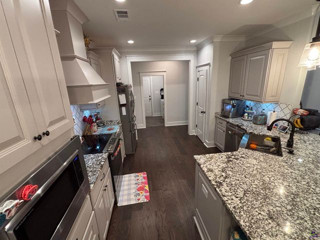 400 Rustic Live Oak Trail, Bonaire, GA 31005