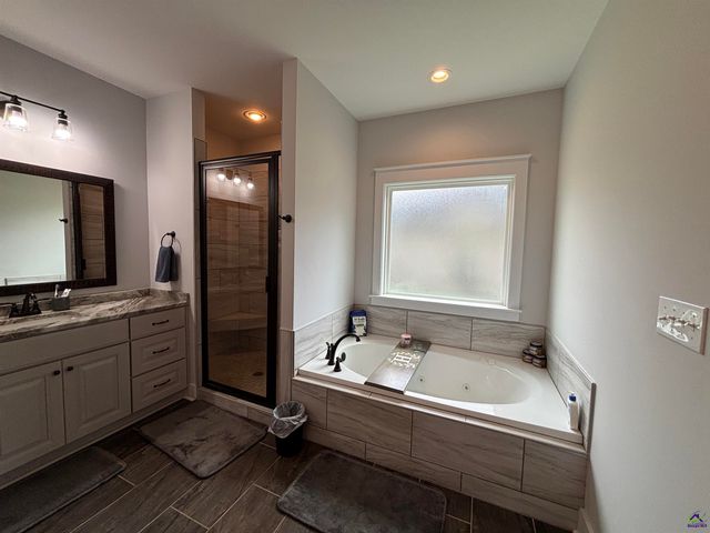 400 Rustic Live Oak Trail, Bonaire, GA 31005