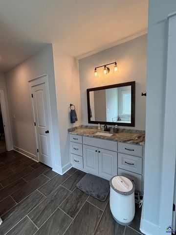 400 Rustic Live Oak Trail, Bonaire, GA 31005