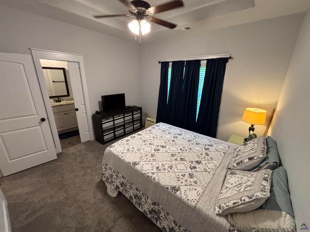 400 Rustic Live Oak Trail, Bonaire, GA 31005