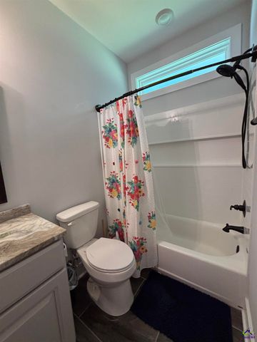 400 Rustic Live Oak Trail, Bonaire, GA 31005