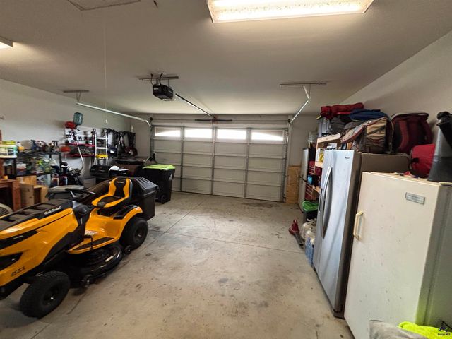 400 Rustic Live Oak Trail, Bonaire, GA 31005