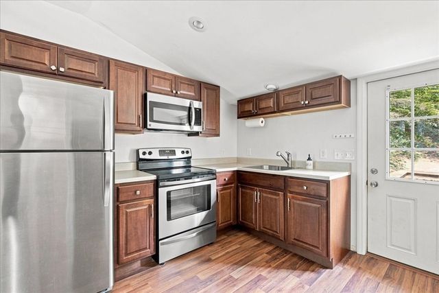 259 Water St, Hanover, MA 02339