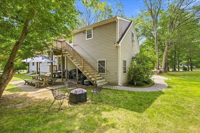 259 Water St, Hanover, MA 02339