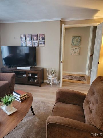 222 Lillian Avenue 24, Syracuse, NY 13206