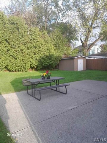 222 Lillian Avenue 24, Syracuse, NY 13206