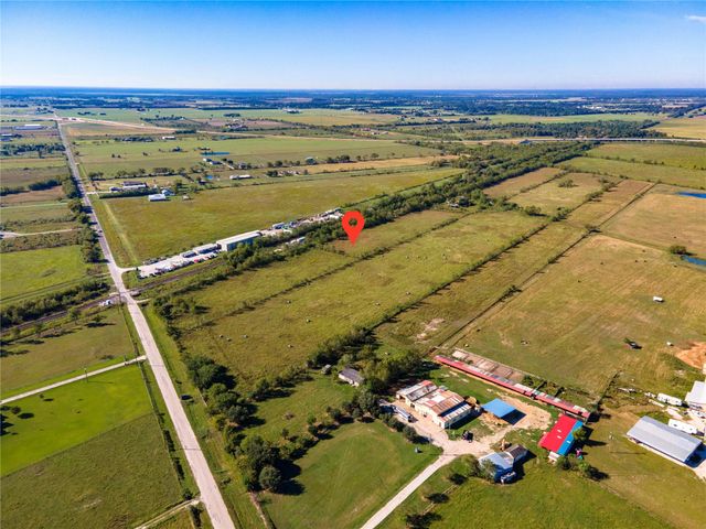 1207 County Road 615, Dayton, TX 77535